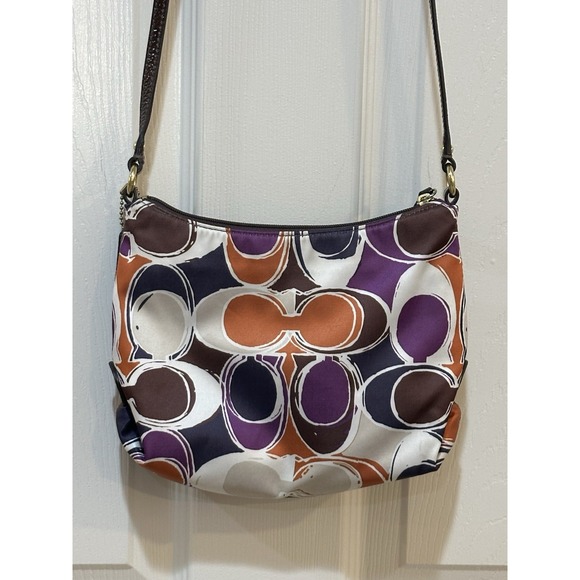 Coach Brown Leather Swingpack Ashley Scarf Signature Purse - Picture 9 of 11